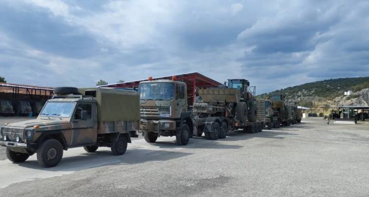 Στη Θεσσαλία ο Στρατός: Ελικόπτερα και πεζοναύτες με λέμβους σε ετοιμότητα ενόψει της κακοκαιρίας