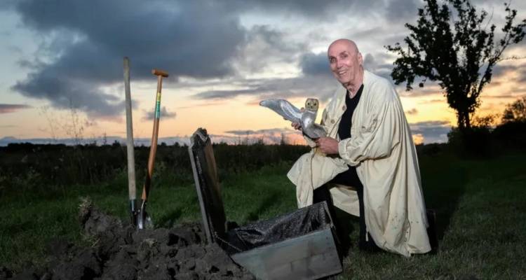 Το μακροβιότερο κυνήγι θησαυρού έφτασε στο τέλος του | Βρέθηκε η χρυσή κουκουβάγια μετά από 31 χρόνια