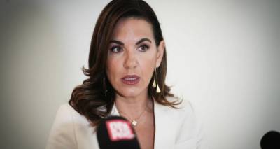Ό&lambda;&gamma;&alpha; &Kappa;&epsilon;&phi;&alpha;&lambda;&omicron;&gamma;&iota;ά&nu;&nu;&eta;: &Psi;ή&phi;&iota;&sigma;&alpha; &tau;&eta; &rho;ύ&theta;&mu;&iota;&sigma;&eta; &gamma;&iota;&alpha; &tau;&alpha; &pi;&alpha;&iota;&delta;&iota;ά &mu;&alpha;&zeta;ί &mu;&epsilon; ά&lambda;&lambda;&omicron;&upsilon;&sigmaf; 179 | Έ&kappa;&alpha;&nu;&alpha; &chi;&rho;ή&sigma;&eta; &gamma;&iota;&alpha;&tau;ί &alpha;&nu;&tau;&iota;&mu;&epsilon;&tau;&omega;&pi;ί&zeta;&omega; &sigma;&omicron;&beta;&alpha;&rho;ό &pi;&rho;ό&beta;&lambda;&eta;&mu;&alpha;
