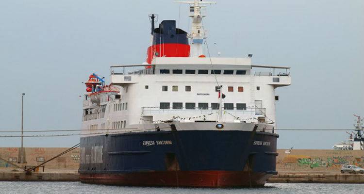&Sigma;&tau;&alpha; &delta;&rho;&omicron;&mu;&omicron;&lambda;ό&gamma;&iota;&alpha; &tau;&eta;&sigmaf; &Lambda;ή&mu;&nu;&omicron;&upsilon; &tau;&omicron; &laquo;&Epsilon;&xi;&pi;&rho;έ&sigmaf; &Sigma;&alpha;&nu;&tau;&omicron;&rho;ί&nu;&eta;&raquo; &gamma;&iota;&alpha; ά&lambda;&lambda;&omicron;&nu; έ&nu;&alpha; &mu;ή&nu;&alpha;