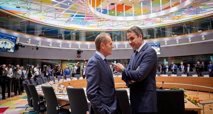 FT: Κοινό ταμείο 500 δισ. ευρώ για την άμυνα συζητά η Ευρώπη -Μητσοτάκης: «Υπάρχει η αίσθηση του επείγοντος»