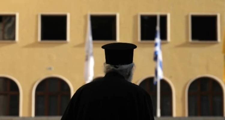 Θεσσαλονίκη: Ιερέας κατηγορείται για σεξουαλική παρενόχληση πέντε ανήλικων αγοριών