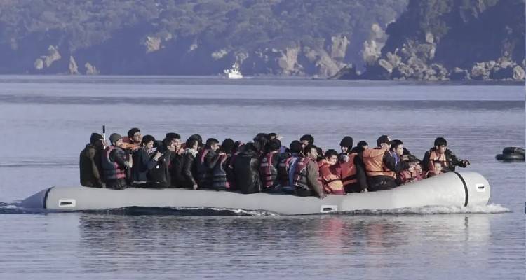 &Pi;ύ&lambda;&omicron;&sigmaf;: &Alpha;&nu;ή&lambda;&iota;&kappa;&omicron;&iota; &omicron;&iota; 18 &alpha;&pi;ό &tau;&omicron;&upsilon;&sigmaf; 29 &delta;&iota;&alpha;&sigma;&omega;&theta;έ&nu;&tau;&epsilon;&sigmaf; &mu;&epsilon;&tau;&alpha;&nu;ά&sigma;&tau;&epsilon;&sigmaf;