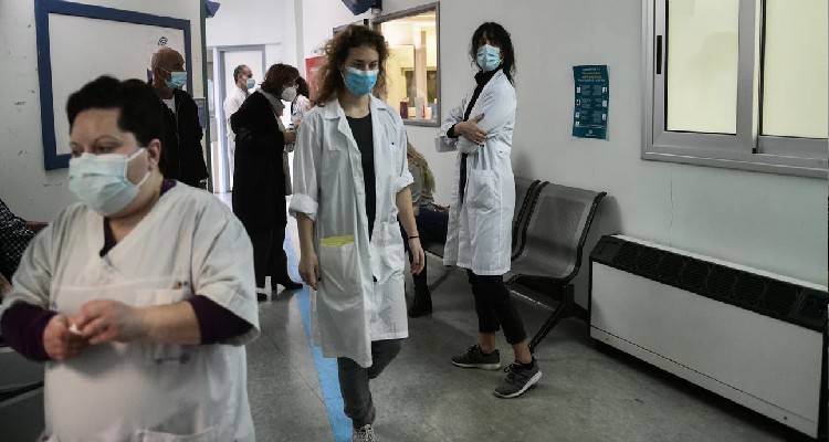 &Kappa;&omicron;&rho;&omega;&nu;&omicron;ϊό&sigmaf;: &Xi;&epsilon;&kappa;&iota;&nu;&omicron;ύ&nu; &sigma;ή&mu;&epsilon;&rho;&alpha; &omicron;&iota; &pi;&rho;ώ&tau;&omicron;&iota; &epsilon;&mu;&beta;&omicron;&lambda;&iota;&alpha;&sigma;&mu;&omicron;ί &mu;&epsilon; &tau;&alpha; &epsilon;&pi;&iota;&kappa;&alpha;&iota;&rho;&omicron;&pi;&omicron;&iota;&eta;&mu;έ&nu;&alpha; &epsilon;&mu;&beta;ό&lambda;&iota;&alpha; -&Pi;&omicron;&iota;&omicron;&iota; &pi;&rho;έ&pi;&epsilon;&iota; &nu;&alpha; &tau;&omicron; &kappa;ά&nu;&omicron;&upsilon;&nu;