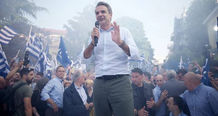 &Sigma;&tau;&alpha;&theta;&epsilon;&rho;ά &mu;&epsilon;&gamma;ά&lambda;&omicron; &tau;&omicron; &pi;&rho;&omicron;&beta;ά&delta;&iota;&sigma;&mu;&alpha; &tau;&eta;&sigmaf; &Nu;&Delta; &lambda;ί&gamma;&omicron; &pi;&rho;&iota;&nu; &tau;&iota;&sigmaf; &kappa;ά&lambda;&pi;&epsilon;&sigmaf; | &Pi;ί&epsilon;&sigma;&eta; &sigma;&tau;&omicron; &Sigma;&Upsilon;&Rho;&Iota;&Zeta;&Alpha; &mu;&epsilon; &Rho;&omicron;&delta;ό&pi;&eta; &kappa;&alpha;&iota; &mu;&epsilon;&tau;&alpha;&nu;&alpha;&sigma;&tau;&epsilon;&upsilon;&tau;&iota;&kappa;ό