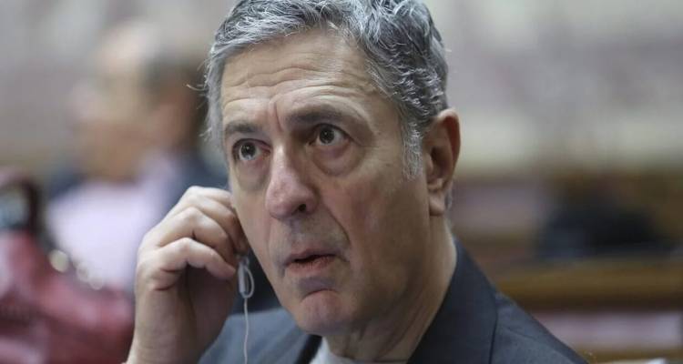 &Omicron; &Kappa;&omicron;ύ&lambda;&omicron;&gamma;&lambda;&omicron;&upsilon; &alpha;&pi;&omicron;&chi;&omega;&rho;&epsilon;ί &alpha;&pi;ό &tau;&eta;&nu; &epsilon;&upsilon;&rho;&omega;&omicron;&mu;ά&delta;&alpha; &tau;&omicron;&upsilon; &Sigma;&Upsilon;&Rho;&Iota;&Zeta;&Alpha;: &laquo;&Eta; &kappa;&alpha;&tau;ά&sigma;&tau;&alpha;&sigma;&eta; &sigma;&tau;&omicron; &kappa;ό&mu;&mu;&alpha; &sigma;&tau;&epsilon;&rho;&epsilon;ί&tau;&alpha;&iota; &sigma;&omicron;&beta;&alpha;&rho;ό&tau;&eta;&tau;&alpha;&sigmaf;&raquo; | &Epsilon;&pi;&iota;&sigma;&tau;&omicron;&lambda;ή &sigma;&epsilon; &Kappa;&alpha;&sigma;&sigma;&epsilon;&lambda;ά&kappa;&eta;