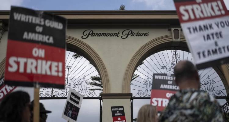 Απεργία στο Χόλιγουντ: Επανέναρξη διαπραγματεύσεων μεταξύ ηθοποιών και εταιριών κινηματογραφικών παραγωγών