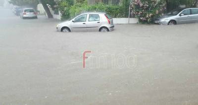 Λήμνος - Κακοκαιρία: Εκκενώθηκαν ενοικιαζόμενα δωμάτια στη Μύρινα