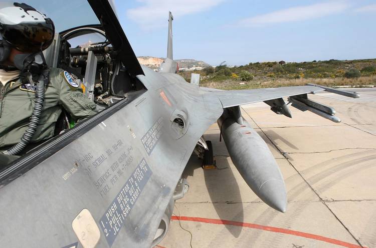 &Lambda;ή&mu;&nu;&omicron;&sigmaf;: &Eta; 130 &Sigma;&Mu; &tau;&iota;&mu;ά &tau;&omicron;&nu; &Pi;&rho;&omicron;&sigma;&tau;ά&tau;&eta; &tau;&eta;&sigmaf; &Pi;.&Alpha;. &kappa;&alpha;&iota; &alpha;&nu;&omicron;ί&gamma;&epsilon;&iota; &tau;&iota;&sigmaf; &pi;ύ&lambda;&epsilon;&sigmaf; &tau;&eta;&sigmaf; &sigma;&tau;&omicron; &kappa;&omicron;&iota;&nu;ό