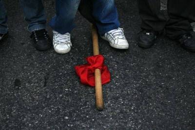 O&iota; &sigma;ά&pi;&iota;&epsilon;&sigmaf; &sigma;&eta;&mu;&alpha;ί&epsilon;&sigmaf; &tau;&omega;&nu; &phi;&omicron;&iota;&tau;&eta;&tau;ώ&nu;