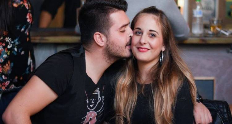 &Theta;&lambda;ί&psi;&eta; &sigma;&tau;&omicron;&nu; &Beta;ό&lambda;&omicron; &gamma;&iota;&alpha; &tau;&omicron; &nu;&iota;ό&pi;&alpha;&nu;&tau;&rho;&omicron; &zeta;&epsilon;&upsilon;&gamma;ά&rho;&iota; &pi;&omicron;&upsilon; &sigma;&kappa;&omicron;&tau;ώ&theta;&eta;&kappa;&epsilon; &sigma;&epsilon; &tau;&rho;&omicron;&chi;&alpha;ί&omicron; -&Kappa;&alpha;&rho;&mu;&alpha;&nu;&iota;ό&lambda;&alpha; &omicron; &delta;&rho;ό&mu;&omicron;&sigmaf; ό&pi;&omicron;&upsilon; έ&chi;&alpha;&sigma;&alpha;&nu; &tau;&eta; &zeta;&omega;ή &tau;&omicron;&upsilon;&sigmaf;