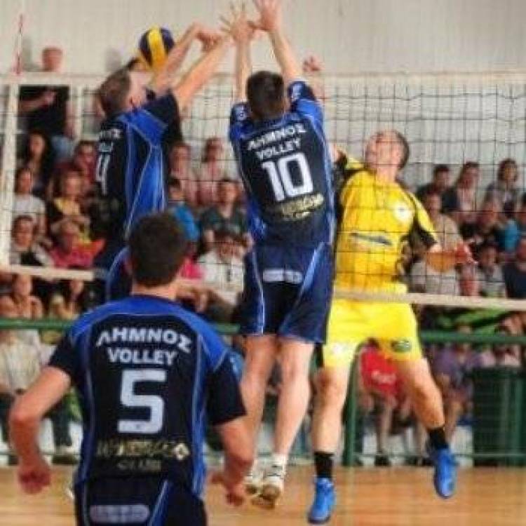 Ή&tau;&tau;&alpha; &sigma;&tau;&omicron; tie break &gamma;&iota;&alpha; &tau;&eta;&nu; &alpha;&nu;&delta;&rho;&iota;&kappa;ή &omicron;&mu;ά&delta;&alpha; Volley &tau;&eta;&sigmaf; &Lambda;ή&mu;&nu;&omicron;&upsilon;