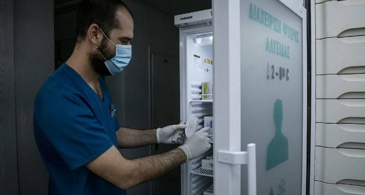 Αντιγριπικό εμβόλιο: Αρχίζει η συνταγογράφηση -Ποιοι πρέπει να το κάνουν