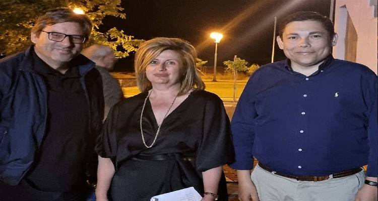 &Omicron; &Gamma;&iota;ά&nu;&nu;&eta;&sigmaf; &Mu;&pi;&omicron;&upsilon;&rho;&nu;&omicron;ύ&sigmaf; &alpha;&pi;ό &tau;&eta; &Lambda;ή&mu;&nu;&omicron;: "&Omicron; &Sigma;&Upsilon;&Rho;&Iota;&Zeta;&Alpha;-&Pi;&rho;&omicron;&omicron;&delta;&epsilon;&upsilon;&tau;&iota;&kappa;ή &Sigma;&upsilon;&mu;&mu;&alpha;&chi;ί&alpha; &sigma;&epsilon; &theta;έ&sigma;&eta; &mu;ά&chi;&eta;&sigmaf; &gamma;&iota;&alpha; &tau;&iota;&sigmaf; &epsilon;&kappa;&lambda;&omicron;&gamma;έ&sigmaf;, ό&pi;&omicron;&tau;&epsilon; &kappa;&iota; &alpha;&nu; &gamma;ί&nu;&omicron;&upsilon;&nu;"
