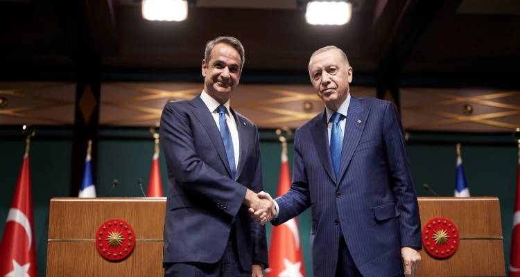 &Tau;&omicron; &pi;&alpha;&rho;&alpha;&sigma;&kappa;ή&nu;&iota;&omicron; &tau;&eta;&sigmaf; &sigma;&upsilon;&nu;ά&nu;&tau;&eta;&sigma;&eta;&sigmaf; &Mu;&eta;&tau;&sigma;&omicron;&tau;ά&kappa;&eta;-&Epsilon;&rho;&nu;&tau;&omicron;&gamma;ά&nu;: &Kappa;&alpha;&lambda;ό &kappa;&lambda;ί&mu;&alpha;, &epsilon;&iota;&lambda;&iota;&kappa;&rho;&iota;&nu;ή&sigmaf; &delta;&iota;ά&lambda;&omicron;&gamma;&omicron;&sigmaf; -&Tau;&alpha; &alpha;&gamma;&kappa;ά&theta;&iota;&alpha; &kappa;&alpha;&iota; &tau;&alpha; &nu;έ&alpha; &rho;&alpha;&nu;&tau;&epsilon;&beta;&omicron;ύ