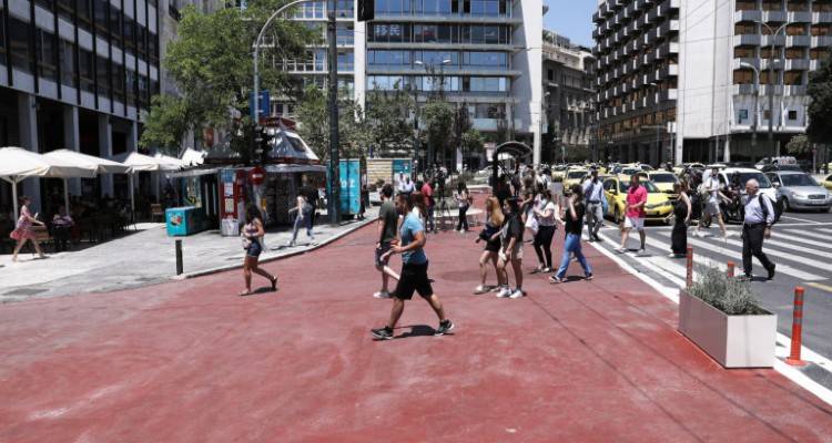 &Beta;&alpha;&theta;&iota;έ&sigmaf; &omicron;&iota; &laquo;&pi;&lambda;&eta;&gamma;έ&sigmaf;&raquo; &tau;&eta;&sigmaf; &pi;&alpha;&nu;&delta;&eta;&mu;ί&alpha;&sigmaf; &sigma;&tau;&eta;&nu; &omicron;&iota;&kappa;&omicron;&nu;&omicron;&mu;ί&alpha;: &Epsilon;&kappa;&alpha;&nu;&alpha;&nu; &laquo;&phi;&tau;&epsilon;&rho;ά&raquo; &phi;ό&rho;&omicron;&iota; 7,5 &delta;&iota;&sigmaf; &epsilon;&upsilon;&rho;ώ | &laquo;&Chi;ά&theta;&eta;&kappa;&alpha;&nu;&raquo; 17 &delta;&iota;&sigmaf; &alpha;&pi;ό &tau;&omicron; &Alpha;&Epsilon;&Pi;