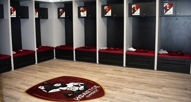 &Eta;... &mu;&epsilon;&tau;&alpha;&mu;ό&rho;&phi;&omega;&sigma;&eta; &sigma;&upsilon;&nu;&epsilon;&chi;ί&zeta;&epsilon;&tau;&alpha;&iota; &sigma;&tau;&omicron; &kappa;&lambda;&epsilon;&iota;&sigma;&tau;ό &tau;&eta;&sigmaf; &Lambda;ή&mu;&nu;&omicron;&upsilon;