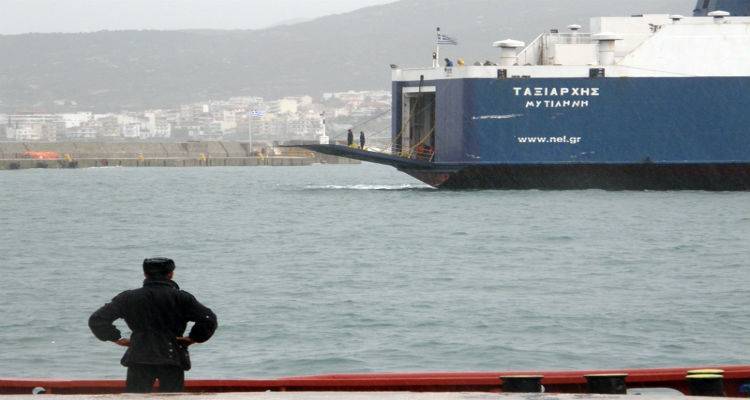 &Tau;&omicron; "&Tau;&alpha;&xi;&iota;ά&rho;&chi;&eta;&sigmaf;" &epsilon;&pi;&iota;&sigma;&tau;&rho;έ&phi;&epsilon;&iota; &Lambda;ή&mu;&nu;&omicron;... &mu;&epsilon; &alpha;&nu;&alpha;&kappa;&omicron;ί&nu;&omega;&sigma;&eta; &delta;&rho;&omicron;&mu;&omicron;&lambda;ό&gamma;&iota;&omega;&nu; &Pi;ά&sigma;&chi;&alpha; &kappa;&alpha;&iota; &kappa;&alpha;&lambda;&omicron;&kappa;&alpha;&iota;&rho;&iota;&omicron;ύ