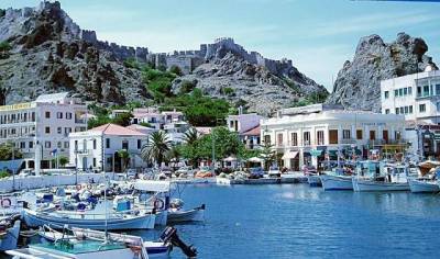 Τριακονταετής σπουδή της Λημνίων ντοπιολαλιάς από τον Σπυρίδωνα Παξιμαδά