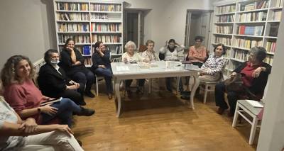 &Xi;&epsilon;&kappa;ί&nu;&eta;&sigma;&epsilon; &xi;&alpha;&nu;ά &tau;&iota;&sigmaf; &sigma;&upsilon;&nu;&alpha;&nu;&tau;ή&sigma;&epsilon;&iota;&sigmaf; &tau;&eta;&sigmaf; &eta; &Lambda;έ&sigma;&chi;&eta; &Phi;&iota;&lambda;&alpha;&nu;&alpha;&gamma;&nu;&omega;&sigma;ί&alpha;&sigmaf; &Lambda;ή&mu;&nu;&omicron;&upsilon;