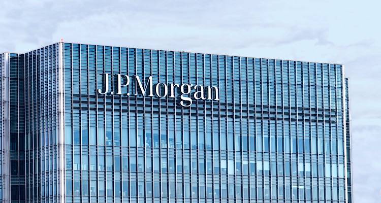 JP Morgan: Έ&rho;&chi;&epsilon;&tau;&alpha;&iota; &eta; &epsilon;&pi;&epsilon;&nu;&delta;&upsilon;&tau;&iota;&kappa;ή &beta;&alpha;&theta;&mu;ί&delta;&alpha; &gamma;&iota;&alpha; &tau;&eta;&nu; &Epsilon;&lambda;&lambda;ά&delta;&alpha;