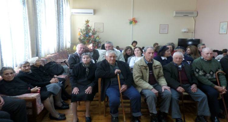 &Chi;&alpha;&rho;ά &kappa;&alpha;&iota; &sigma;&upsilon;&gamma;&kappa;ί&nu;&eta;&sigma;&eta; &sigma;&tau;&eta;&nu; 1&eta; &Chi;&rho;&iota;&sigma;&tau;&omicron;&upsilon;&gamma;&epsilon;&nu;&nu;&iota;ά&tau;&iota;&kappa;&eta; &Gamma;&iota;&omicron;&rho;&tau;ή &tau;&omicron;&upsilon; &Kappa;&Eta;&Phi;&Eta; &Lambda;ή&mu;&nu;&omicron;&upsilon; (photos)