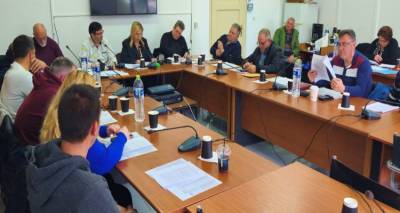 &Delta;ή&mu;&omicron;&sigmaf; &Lambda;ή&mu;&nu;&omicron;&upsilon;: &Sigma;&epsilon; &kappa;&alpha;&tau;&epsilon;&pi;&epsilon;ί&gamma;&omicron;&upsilon;&sigma;&alpha; &sigma;&upsilon;&nu;&epsilon;&delta;&rho;ί&alpha;&sigma;&eta; &laquo;&delta;&iota;&alpha; &pi;&epsilon;&rho;&iota;&phi;&omicron;&rho;ά&sigmaf;&raquo; &eta; έ&gamma;&kappa;&rho;&iota;&sigma;&eta; &tau;&eta;&sigmaf; &sigma;&upsilon;&nu;&epsilon;&rho;&gamma;&alpha;&sigma;ί&alpha;&sigmaf; &mu;&epsilon; &tau;&alpha; Special Olympics Hellas