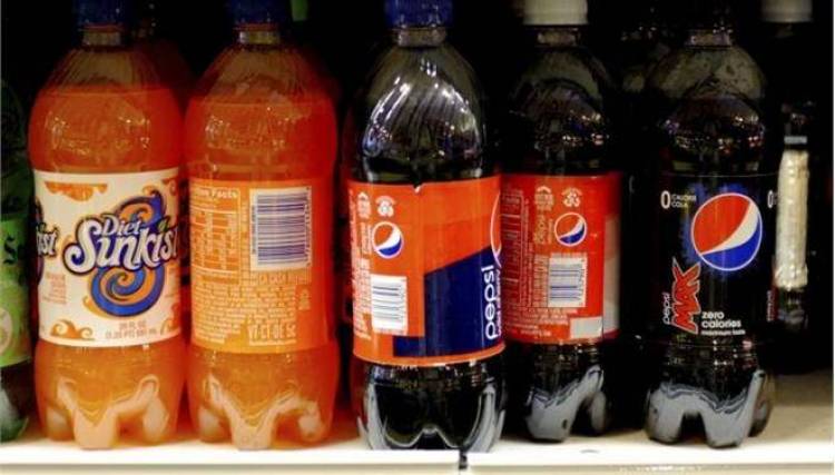 Κλιμακώνεται η «μάχη των αναψυκτικών» στη Νέα Υόρκη