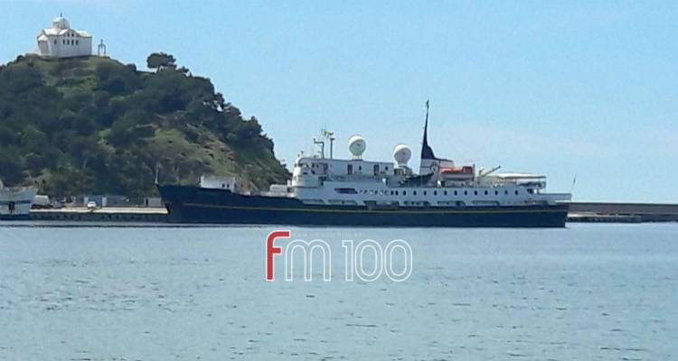 &Lambda;ή&mu;&nu;&omicron;&sigmaf;: &Sigma;&tau;&omicron; &lambda;&iota;&mu;ά&nu;&iota; &tau;&eta;&sigmaf; &Mu;ύ&rho;&iota;&nu;&alpha;&sigmaf; &tau;&omicron; &kappa;&rho;&omicron;&upsilon;&alpha;&zeta;&iota;&epsilon;&rho;ό&pi;&lambda;&omicron;&iota;&omicron; &laquo;Serenissima&raquo; (photos)