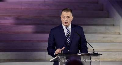 &Sigma;&tau;&eta; &Lambda;ή&mu;&nu;&omicron; &alpha;&pi;ό &sigma;ή&mu;&epsilon;&rho;&alpha; &omicron; &Alpha;&lambda;&kappa;&iota;&beta;&iota;ά&delta;&eta;&sigmaf; &Sigma;&tau;&epsilon;&phi;&alpha;&nu;ή&sigmaf;