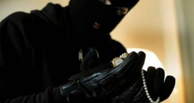 Έτσι διέρρηξαν οι δράστες τα σπίτια στη Μύρινα εχθές