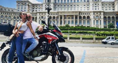 &Sigma;&tau;έ&lambda;&iota;&omicron;&sigmaf; &Rho;ό&kappa;&kappa;&omicron;&sigmaf;: &laquo;&Theta;&alpha; &kappa;ά&nu;&omega; &tau;&alpha;&xi;&iota;&delta;&iota;&omega;&tau;&iota;&kappa;ή &epsilon;&kappa;&pi;&omicron;&mu;&pi;ή, &epsilon;ί&nu;&alpha;&iota; &tau;&epsilon;&lambda;&epsilon;&iota;&omega;&mu;έ&nu;&omicron; &nu;&alpha; &gamma;ί&nu;&epsilon;&iota;&raquo; &ndash; &Sigma;&epsilon; &pi;&omicron;&iota;&omicron; &kappa;&alpha;&nu;ά&lambda;&iota;