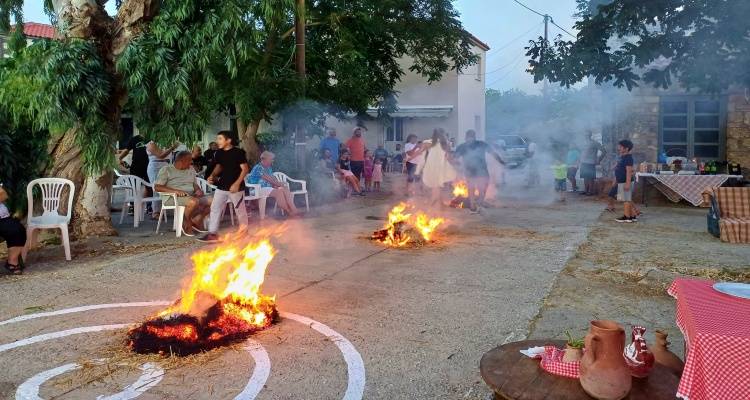 &Rho;&epsilon;&pi;&alpha;&nu;ί&delta;&iota;: &Alpha;&nu;&alpha;&beta;ί&omega;&sigma;&epsilon; &kappa;&alpha;&iota; &tau;&omicron; έ&theta;&iota;&mu;&omicron; &tau;&omicron;&upsilon; &Kappa;&lambda;ή&delta;&omicron;&nu;&alpha;