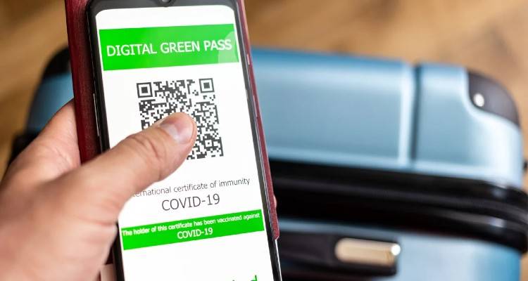&laquo;Green pass&raquo;: &Tau;&omicron; &Psi;&eta;&phi;&iota;&alpha;&kappa;ό &Pi;&iota;&sigma;&tau;&omicron;&pi;&omicron;&iota;&eta;&tau;&iota;&kappa;ό &alpha;&pi;&alpha;&rho;&alpha;ί&tau;&eta;&tau;&omicron; &alpha;&pi;ό &alpha;ύ&rho;&iota;&omicron; &gamma;&iota;&alpha; &tau;&iota;&sigmaf; &mu;&epsilon;&tau;&alpha;&kappa;&iota;&nu;ή&sigma;&epsilon;&iota;&sigmaf; &sigma;&epsilon; 33 &epsilon;&upsilon;&rho;&omega;&pi;&alpha;ϊ&kappa;έ&sigmaf; &chi;ώ&rho;&epsilon;&sigmaf;