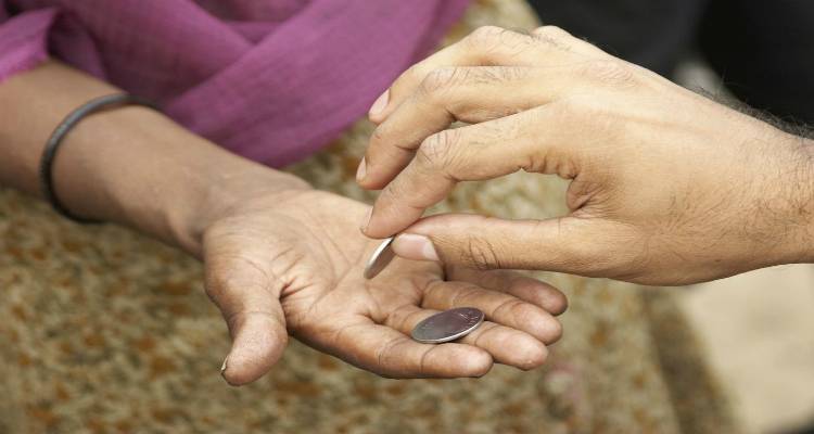 Λήμνος: Δικογραφία σε βάρος 25χρονης αλλοδαπής για επαιτεία