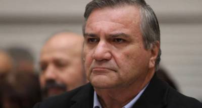 &Kappa;&alpha;&sigma;&tau;&alpha;&nu;ί&delta;&eta;&sigmaf;: &laquo;&Pi;&rho;&omicron;&sigma;&omega;&pi;&iota;&kappa;ή &pi;&rho;&omicron;&sigma;&beta;&omicron;&lambda;ή&raquo; &eta; &alpha;&pi;ό&phi;&alpha;&sigma;&eta; &Alpha;&nu;&delta;&rho;&omicron;&upsilon;&lambda;ά&kappa;&eta; &nu;&alpha; &kappa;&rho;&alpha;&tau;ή&sigma;&epsilon;&iota; &tau;&eta;&nu; έ&delta;&rho;&alpha; &sigma;&tau;&eta; &Theta;&epsilon;&sigma;&sigma;&alpha;&lambda;&omicron;&nu;ί&kappa;&eta;