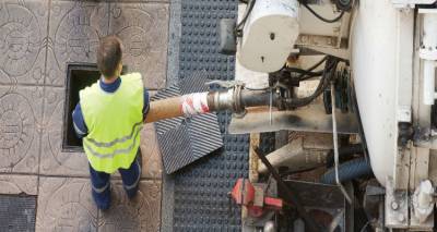 Παναγιά Λήμνου: Περιμένει 3 εβδομάδες να της εκκενώσουν το βόθρο (mp3)