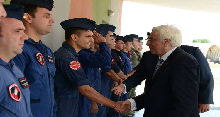 Tους πιλότους της Π Α την 130 Σμηναρχία Μάχης στη Λήμνο επισκέφτηκε ο ΠτΔ (photos)