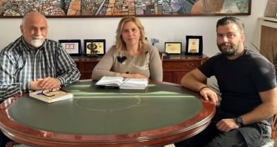 &Sigma;&tau;ή&rho;&iota;&xi;&eta; &tau;&eta;&sigmaf; &Delta;&eta;&mu;&omicron;&tau;&iota;&kappa;ή&sigmaf; &Alpha;&rho;&chi;ή&sigmaf; &sigma;&tau;&alpha; &alpha;&iota;&tau;ή&mu;&alpha;&tau;&alpha; &tau;&omega;&nu; &kappa;&tau;&eta;&nu;&omicron;&tau;&rho;ό&phi;&omega;&nu; &tau;&eta;&sigmaf; &Lambda;ή&mu;&nu;&omicron;&upsilon;