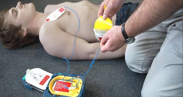 Απινιδωτή σε κάθε γήπεδο της Λήμνου και της Λέσβου διεκδικεί η ΕΠΣΛ