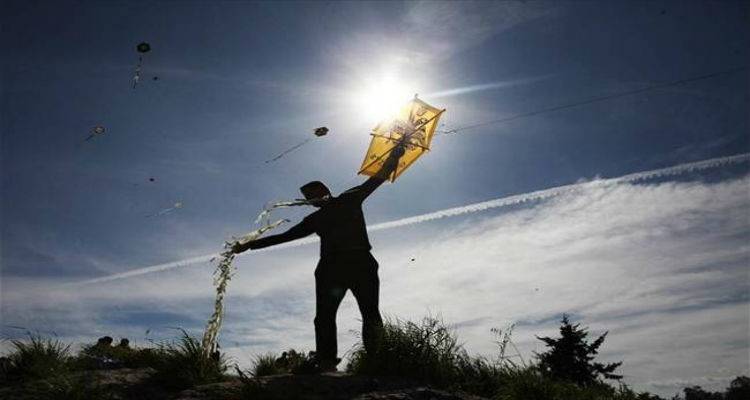 Καθαρά Δευτέρα 2017: Γιατί πετάμε χαρταετό;