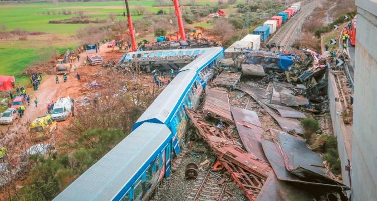 Τέμπη: Δείτε το πόρισμα του Καρώνη του ΕΜΠ για την έκρηξη - Στα έλαια των μηχανών αποδίδει την πυρόσφαιρα