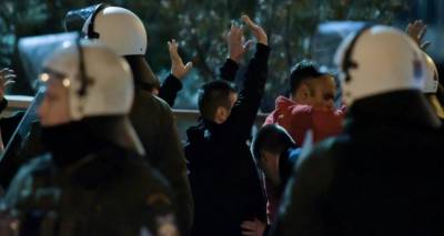 &Rho;έ&nu;&tau;&eta;&sigmaf;: &Tau;&omicron; &sigma;&tau;&omicron;&iota;&chi;&epsilon;ί&omicron; &pi;&omicron;&upsilon; &alpha;&pi;έ&kappa;&rho;&upsilon;&psi;&epsilon; &omicron; 18&chi;&rho;&omicron;&nu;&omicron;&sigmaf; &sigma;&tau;&eta;&nu; &kappa;&alpha;&tau;ά&theta;&epsilon;&sigma;ή &tau;&omicron;&upsilon; | &Sigma;&tau;&omicron; &mu;&iota;&kappa;&rho;&omicron;&sigma;&kappa;ό&pi;&iota;&omicron; &omicron; &alpha;&delta;&epsilon;&lambda;&phi;ό&sigmaf; &tau;&omicron;&upsilon; &kappa;&alpha;&iota; &omicron; &mu;ά&nu;&alpha;&tau;&zeta;&epsilon;&rho; &tau;&rho;ά&pi;&epsilon;&rho;