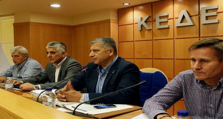&Sigma;&tau;&eta;&nu; &epsilon;&xi;&alpha;ί&rho;&epsilon;&sigma;&eta; &pi;ό&rho;&omega;&nu; &alpha;&pi;ό &tau;&alpha; &delta;&iota;&alpha;&theta;έ&sigma;&iota;&mu;&alpha; &epsilon;&mu;&mu;έ&nu;&omicron;&upsilon;&nu; &omicron;&iota; &delta;ή&mu;&alpha;&rho;&chi;&omicron;&iota;