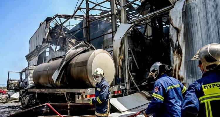 &Tau;&rho;&alpha;&gamma;&omega;&delta;ί&alpha; &sigma;&tau;&eta;&nu; &Kappa;ό&rho;&iota;&nu;&theta;&omicron;: &Nu;&epsilon;&kappa;&rho;ό&sigmaf; 25&chi;&rho;&omicron;&nu;&omicron;&sigmaf; &epsilon;&rho;&gamma;&alpha;&zeta;ό&mu;&epsilon;&nu;&omicron;&sigmaf;﻿ &alpha;&pi;ό &tau;&eta;&nu; έ&kappa;&rho;&eta;&xi;&eta; &sigma;&tau;&omicron; &epsilon;&rho;&gamma;&omicron;&sigma;&tau;ά&sigma;&iota;&omicron;