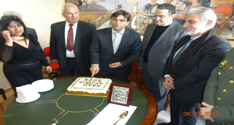 Ο Δήμος Λήμνου έκοψε την πρωτοχρονιάτικη πίτα του (photos + video)