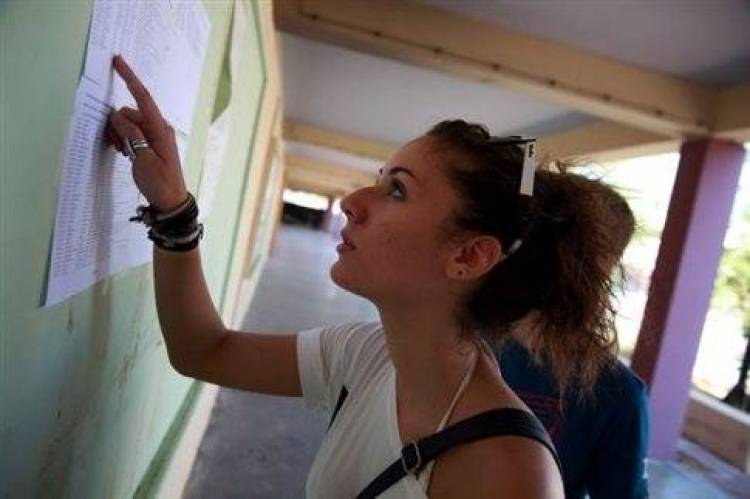 &Omicron;&iota; &beta;ά&sigma;&epsilon;&iota;&sigmaf; &epsilon;&iota;&sigma;&alpha;&gamma;&omega;&gamma;ή&sigmaf; &sigma;&tau;&alpha; &Alpha;&Epsilon;&Iota; &kappa;&alpha;&iota; &tau;&alpha; &Tau;&Epsilon;&Iota;