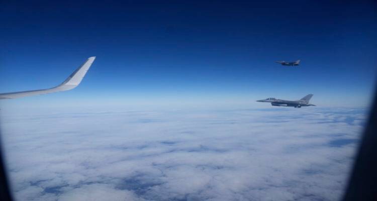 Οι ΗΠΑ εγκρίνουν παραδόσεις F-16 στην Ουκρανία από τη Δανία και την Ολλανδία