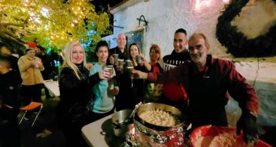 &Epsilon;&nu;&epsilon;&rho;&gamma;ή &sigma;&upsilon;&mu;&mu;&epsilon;&tau;&omicron;&chi;ή &tau;&omicron;&upsilon; &Delta;.&Iota;&Epsilon;&Kappa; &Lambda;ή&mu;&nu;&omicron;&upsilon; &sigma;&tau;&eta; &Chi;&rho;&iota;&sigma;&tau;&omicron;&upsilon;&gamma;&epsilon;&nu;&nu;&iota;ά&tau;&iota;&kappa;&eta; &Epsilon;&kappa;&delta;ή&lambda;&omega;&sigma;ή &tau;&omicron;&upsilon; &Theta;ά&nu;&omicron;&upsilon;&sigmaf; &Lambda;ή&mu;&nu;&omicron;&upsilon;