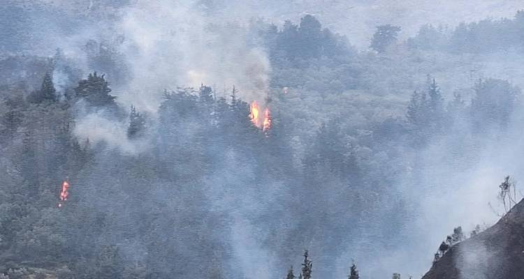 Μαίνεται η φωτιά στον Αποκόρωνα Χανίων -«Σοφό που είναι στην Κρήτη το Έρικσον, αλλιώς θα είχαμε πρόβλημα», λέει ο δήμαρχος